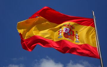 How to buy real estate in Spain online: expert advice