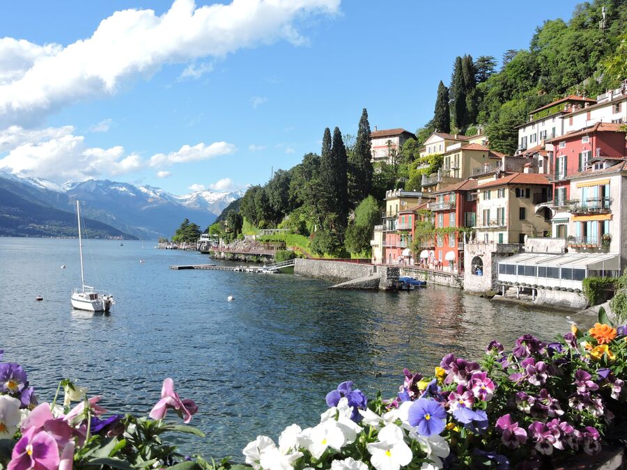 Lake Como: the advantages of buying real estate